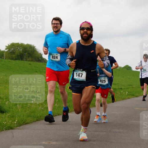 05.05.2024 - 7. Wedeler Halbmarathon Fuchs,  Jonas http://msf.ph/oto/6235005 05.05.2024 11:22:15 Laufen 824, 147, 825, 260 meine-sportfotos.de