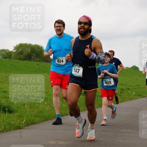 05.05.2024 - 7. Wedeler Halbmarathon Fuchs,  Jonas http://msf.ph/oto/6235006 05.05.2024 11:22:15 Laufen 824, 147, 825, 260, 529 meine-sportfotos.de