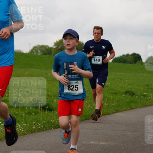 05.05.2024 - 7. Wedeler Halbmarathon Fuchs,  Jonas http://msf.ph/oto/6235012 05.05.2024 11:22:17 Laufen 824, 19, 825, 140, 260 meine-sportfotos.de