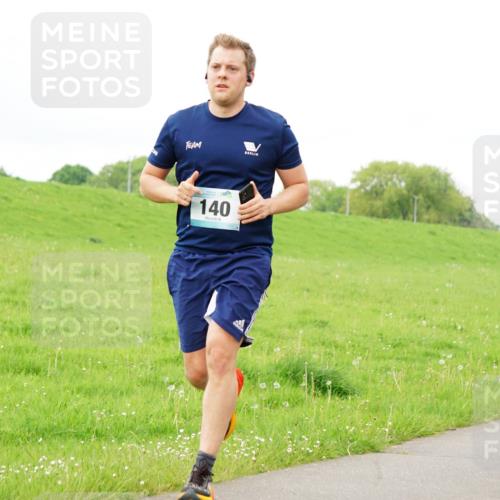 05.05.2024 - 7. Wedeler Halbmarathon Fuchs,  Jonas http://msf.ph/oto/6235015 05.05.2024 11:22:19 Laufen 140 meine-sportfotos.de