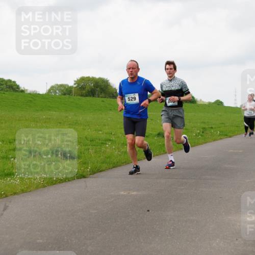 05.05.2024 - 7. Wedeler Halbmarathon Fuchs,  Jonas http://msf.ph/oto/6235033 05.05.2024 11:22:24 Laufen 529, 86, 457, 210 meine-sportfotos.de