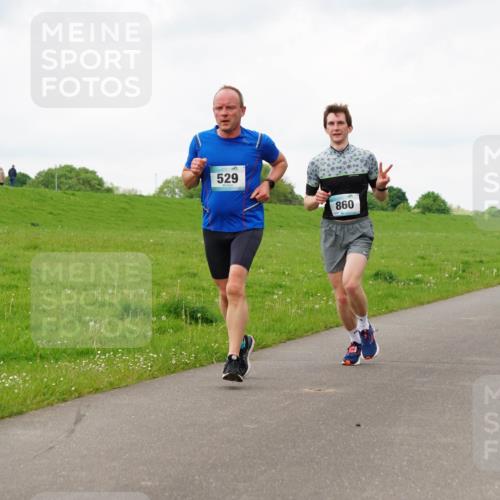 05.05.2024 - 7. Wedeler Halbmarathon Fuchs,  Jonas http://msf.ph/oto/6235040 05.05.2024 11:22:25 Laufen 529, 860, 210 meine-sportfotos.de