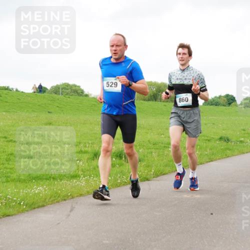05.05.2024 - 7. Wedeler Halbmarathon Fuchs,  Jonas http://msf.ph/oto/6235043 05.05.2024 11:22:25 Laufen 529, 860, 306 meine-sportfotos.de