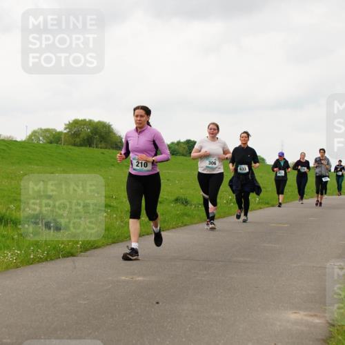 05.05.2024 - 7. Wedeler Halbmarathon Fuchs,  Jonas http://msf.ph/oto/6235059 05.05.2024 11:22:30 Laufen 210, 306, 633 meine-sportfotos.de