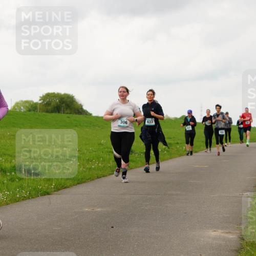 05.05.2024 - 7. Wedeler Halbmarathon Fuchs,  Jonas http://msf.ph/oto/6235061 05.05.2024 11:22:32 Laufen 210, 306, 633 meine-sportfotos.de
