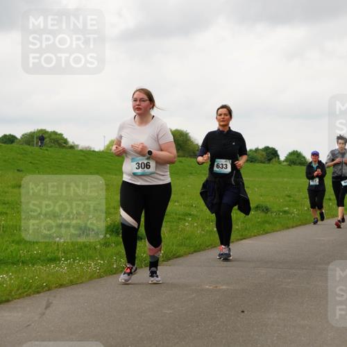 05.05.2024 - 7. Wedeler Halbmarathon Fuchs,  Jonas http://msf.ph/oto/6235074 05.05.2024 11:22:34 Laufen 306, 633, 457, 405, 71, 807 meine-sportfotos.de