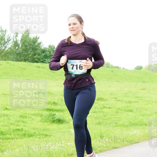 05.05.2024 - 7. Wedeler Halbmarathon Fuchs,  Jonas http://msf.ph/oto/6235115 05.05.2024 11:22:43 Laufen 716 meine-sportfotos.de