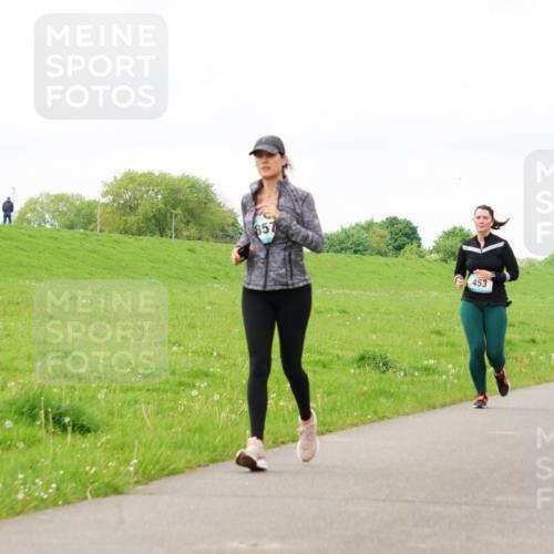 05.05.2024 - 7. Wedeler Halbmarathon Fuchs,  Jonas http://msf.ph/oto/6235121 05.05.2024 11:22:46 Laufen 857, 453, 796 meine-sportfotos.de