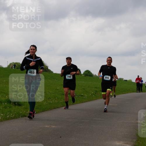 05.05.2024 - 7. Wedeler Halbmarathon Fuchs,  Jonas http://msf.ph/oto/6235140 05.05.2024 11:22:51 Laufen 453, 894, 796 meine-sportfotos.de
