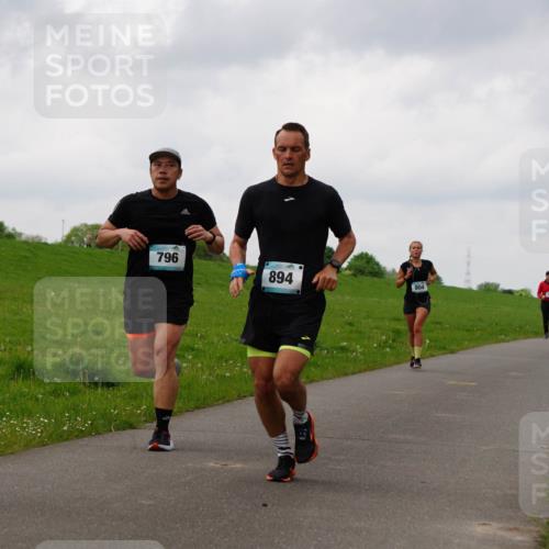 05.05.2024 - 7. Wedeler Halbmarathon Fuchs,  Jonas http://msf.ph/oto/6235148 05.05.2024 11:22:52 Laufen 3, 796, 894, 804 meine-sportfotos.de