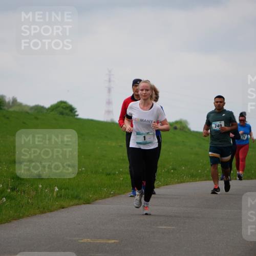 05.05.2024 - 7. Wedeler Halbmarathon Fuchs,  Jonas http://msf.ph/oto/6235173 05.05.2024 11:22:59 Laufen 749 meine-sportfotos.de
