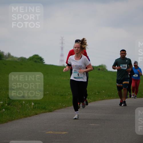 05.05.2024 - 7. Wedeler Halbmarathon Fuchs,  Jonas http://msf.ph/oto/6235175 05.05.2024 11:22:59 Laufen 749 meine-sportfotos.de