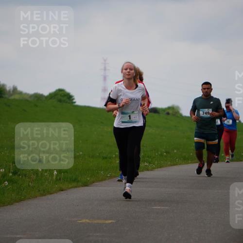 05.05.2024 - 7. Wedeler Halbmarathon Fuchs,  Jonas http://msf.ph/oto/6235177 05.05.2024 11:22:59 Laufen 749, 74 meine-sportfotos.de