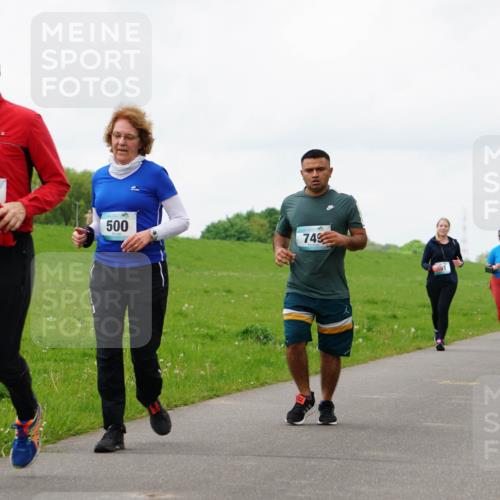 05.05.2024 - 7. Wedeler Halbmarathon Fuchs,  Jonas http://msf.ph/oto/6235225 05.05.2024 11:23:11 Laufen 5, 500, 749, 118 meine-sportfotos.de
