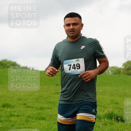 05.05.2024 - 7. Wedeler Halbmarathon Fuchs,  Jonas http://msf.ph/oto/6235242 05.05.2024 11:23:14 Laufen 749 meine-sportfotos.de
