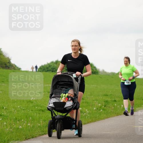 05.05.2024 - 7. Wedeler Halbmarathon Fuchs,  Jonas http://msf.ph/oto/6235288 05.05.2024 11:23:32 Laufen 480 meine-sportfotos.de