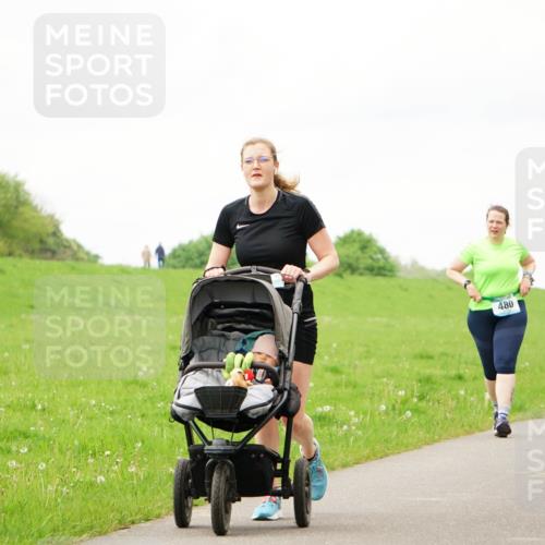 05.05.2024 - 7. Wedeler Halbmarathon Fuchs,  Jonas http://msf.ph/oto/6235291 05.05.2024 11:23:32 Laufen 480 meine-sportfotos.de