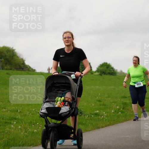 05.05.2024 - 7. Wedeler Halbmarathon Fuchs,  Jonas http://msf.ph/oto/6235295 05.05.2024 11:23:33 Laufen 480 meine-sportfotos.de