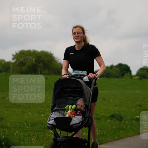 05.05.2024 - 7. Wedeler Halbmarathon Fuchs,  Jonas http://msf.ph/oto/6235302 05.05.2024 11:23:33 Laufen 480 meine-sportfotos.de