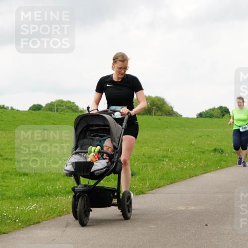 05.05.2024 - 7. Wedeler Halbmarathon Fuchs,  Jonas http://msf.ph/oto/6235306 05.05.2024 11:23:35 Laufen 480 meine-sportfotos.de