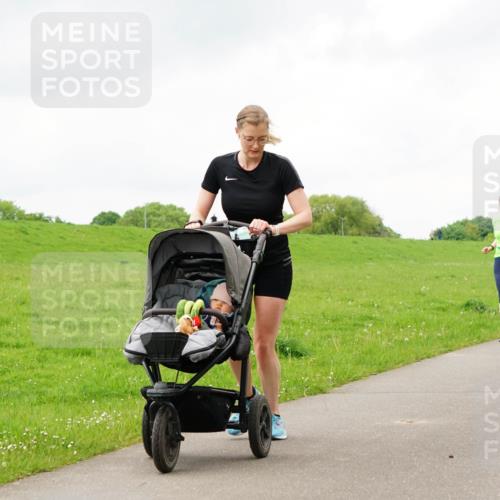 05.05.2024 - 7. Wedeler Halbmarathon Fuchs,  Jonas http://msf.ph/oto/6235308 05.05.2024 11:23:35 Laufen 480 meine-sportfotos.de