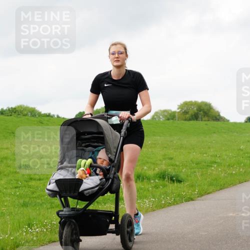 05.05.2024 - 7. Wedeler Halbmarathon Fuchs,  Jonas http://msf.ph/oto/6235312 05.05.2024 11:23:36 Laufen 480 meine-sportfotos.de