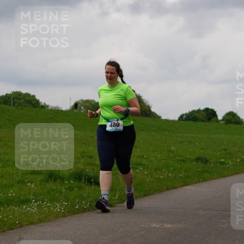 05.05.2024 - 7. Wedeler Halbmarathon Fuchs,  Jonas http://msf.ph/oto/6235329 05.05.2024 11:23:39 Laufen 480, 204 meine-sportfotos.de