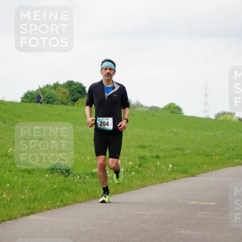 05.05.2024 - 7. Wedeler Halbmarathon Fuchs,  Jonas http://msf.ph/oto/6235335 05.05.2024 11:23:42 Laufen 204, 542, 416 meine-sportfotos.de