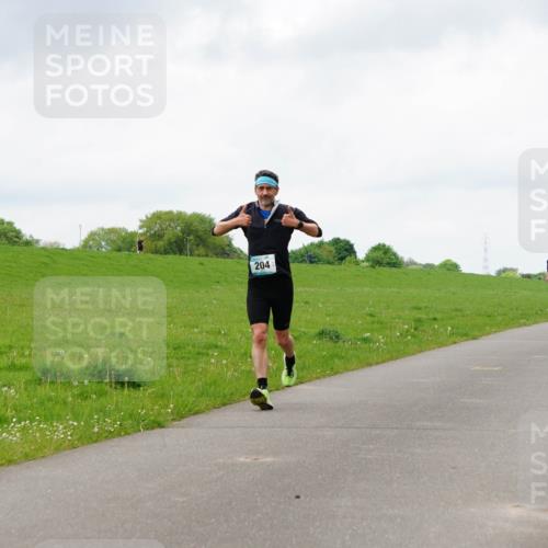 05.05.2024 - 7. Wedeler Halbmarathon Fuchs,  Jonas http://msf.ph/oto/6235345 05.05.2024 11:23:44 Laufen 204 meine-sportfotos.de