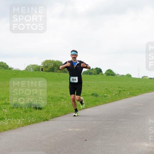 05.05.2024 - 7. Wedeler Halbmarathon Fuchs,  Jonas http://msf.ph/oto/6235346 05.05.2024 11:23:44 Laufen 204 meine-sportfotos.de