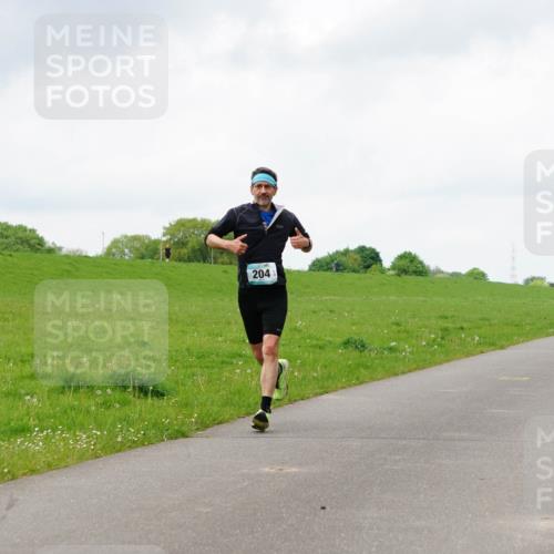 05.05.2024 - 7. Wedeler Halbmarathon Fuchs,  Jonas http://msf.ph/oto/6235348 05.05.2024 11:23:45 Laufen 204 meine-sportfotos.de
