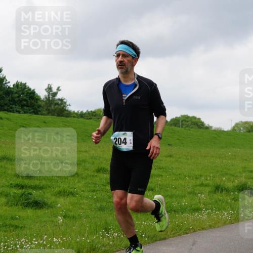 05.05.2024 - 7. Wedeler Halbmarathon Fuchs,  Jonas http://msf.ph/oto/6235364 05.05.2024 11:23:46 Laufen 204 meine-sportfotos.de