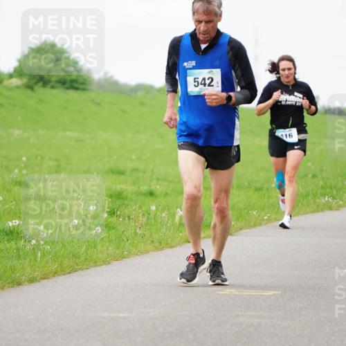 05.05.2024 - 7. Wedeler Halbmarathon Fuchs,  Jonas http://msf.ph/oto/6235377 05.05.2024 11:23:50 Laufen 542, 21, 0975, 16, 504, 912 meine-sportfotos.de