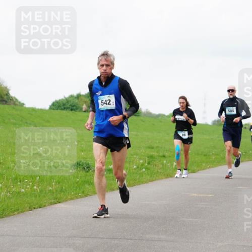 05.05.2024 - 7. Wedeler Halbmarathon Fuchs,  Jonas http://msf.ph/oto/6235389 05.05.2024 11:23:53 Laufen 542, 16, 504 meine-sportfotos.de