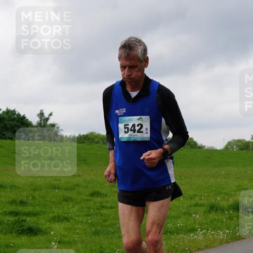 05.05.2024 - 7. Wedeler Halbmarathon Fuchs,  Jonas http://msf.ph/oto/6235401 05.05.2024 11:23:56 Laufen 542 meine-sportfotos.de
