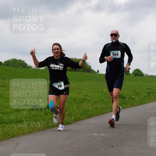 05.05.2024 - 7. Wedeler Halbmarathon Fuchs,  Jonas http://msf.ph/oto/6235411 05.05.2024 11:23:59 Laufen 2022, 25, 0975, 16, 504, 912 meine-sportfotos.de