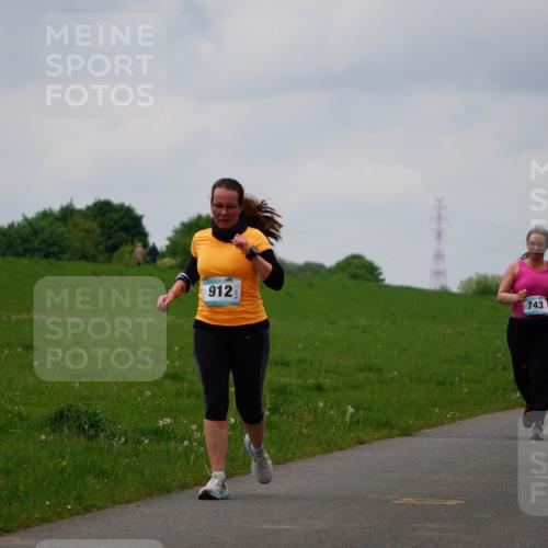 05.05.2024 - 7. Wedeler Halbmarathon Fuchs,  Jonas http://msf.ph/oto/6235426 05.05.2024 11:24:03 Laufen 912, 743, 906 meine-sportfotos.de