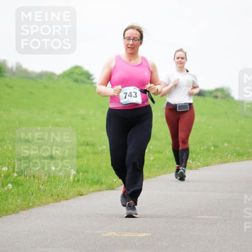 05.05.2024 - 7. Wedeler Halbmarathon Fuchs,  Jonas http://msf.ph/oto/6235437 05.05.2024 11:24:07 Laufen 743, 906 meine-sportfotos.de