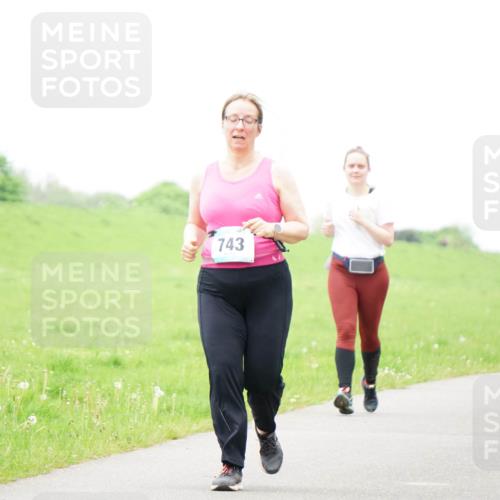 05.05.2024 - 7. Wedeler Halbmarathon Fuchs,  Jonas http://msf.ph/oto/6235440 05.05.2024 11:24:07 Laufen 743, 906 meine-sportfotos.de