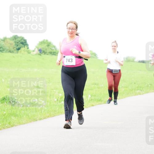 05.05.2024 - 7. Wedeler Halbmarathon Fuchs,  Jonas http://msf.ph/oto/6235445 05.05.2024 11:24:09 Laufen 743, 906 meine-sportfotos.de