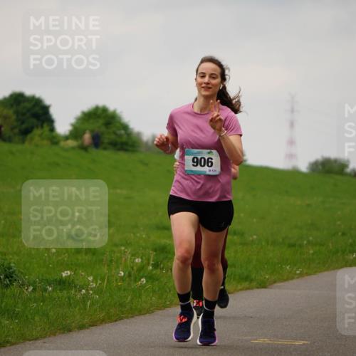 05.05.2024 - 7. Wedeler Halbmarathon Fuchs,  Jonas http://msf.ph/oto/6235454 05.05.2024 11:24:13 Laufen 906, 131 meine-sportfotos.de