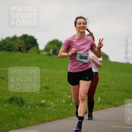 05.05.2024 - 7. Wedeler Halbmarathon Fuchs,  Jonas http://msf.ph/oto/6235458 05.05.2024 11:24:13 Laufen 906, 131 meine-sportfotos.de