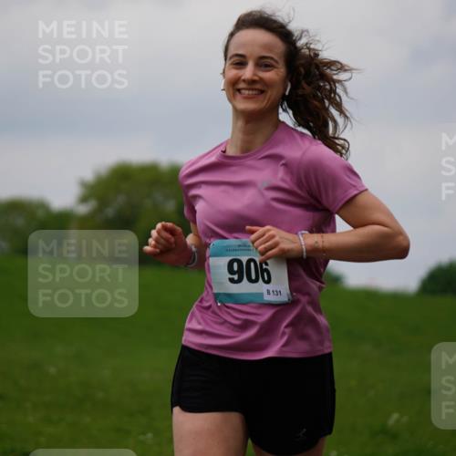 05.05.2024 - 7. Wedeler Halbmarathon Fuchs,  Jonas http://msf.ph/oto/6235478 05.05.2024 11:24:15 Laufen 906, 131 meine-sportfotos.de