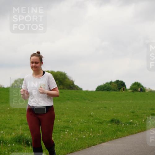 05.05.2024 - 7. Wedeler Halbmarathon Fuchs,  Jonas http://msf.ph/oto/6235491 05.05.2024 11:24:19 Laufen  meine-sportfotos.de