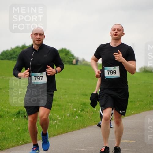 05.05.2024 - 7. Wedeler Halbmarathon Fuchs,  Jonas http://msf.ph/oto/6235498 05.05.2024 11:24:25 Laufen 799, 797, 724 meine-sportfotos.de
