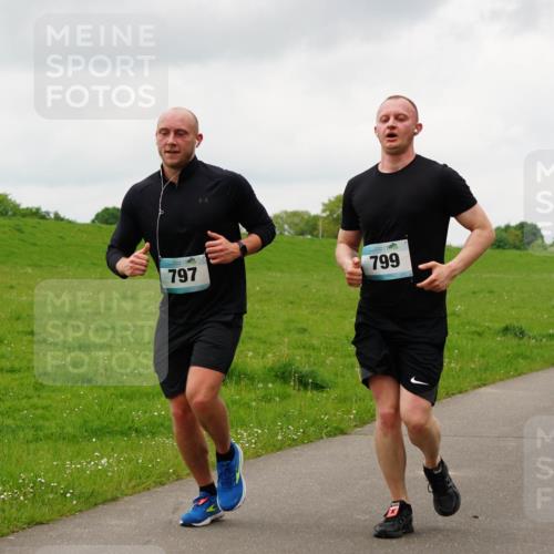 05.05.2024 - 7. Wedeler Halbmarathon Fuchs,  Jonas http://msf.ph/oto/6235510 05.05.2024 11:24:28 Laufen 797, 799, 710 meine-sportfotos.de