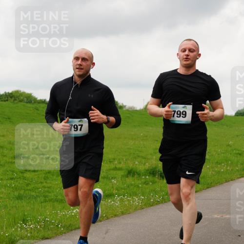 05.05.2024 - 7. Wedeler Halbmarathon Fuchs,  Jonas http://msf.ph/oto/6235512 05.05.2024 11:24:28 Laufen 797, 799, 714 meine-sportfotos.de