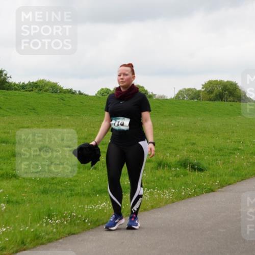 05.05.2024 - 7. Wedeler Halbmarathon Fuchs,  Jonas http://msf.ph/oto/6235535 05.05.2024 11:24:36 Laufen 012 meine-sportfotos.de