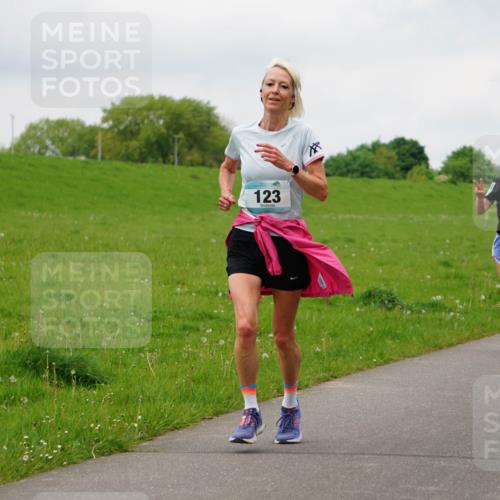 05.05.2024 - 7. Wedeler Halbmarathon Fuchs,  Jonas http://msf.ph/oto/6235540 05.05.2024 11:24:38 Laufen 123, 628 meine-sportfotos.de