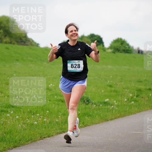 05.05.2024 - 7. Wedeler Halbmarathon Fuchs,  Jonas http://msf.ph/oto/6235543 05.05.2024 11:24:40 Laufen 628 meine-sportfotos.de